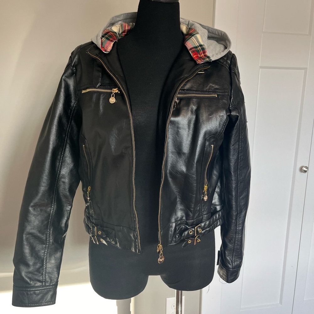 Coogi Women’s XL Black Faux Leather Jacket Hooded Zip Up Coat